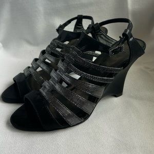 New York Transit heels